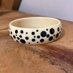 VINTAGE LUCITE BANGLE Black Polka Dot